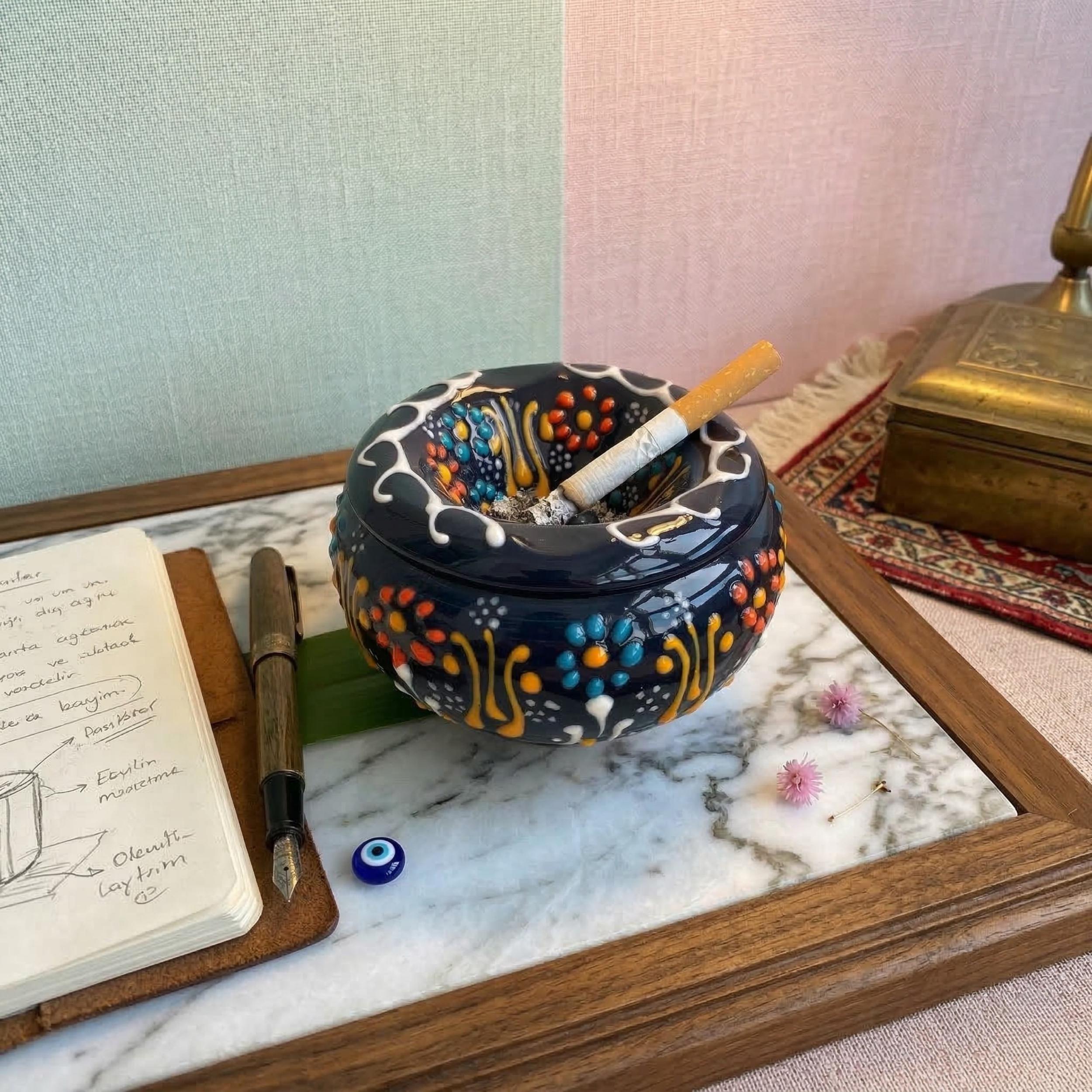 Hand-Painted Turkish Ceramic Ashtray – Windproof Outdoor Patio Decor