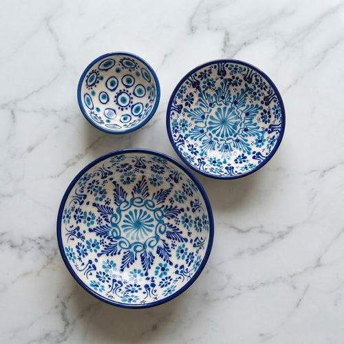 Hand Painted Blue White Ceramic Nesting Bowls – Turkish Pottery Serving Set of 3